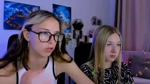 lia_dream_ online show from July 28, 2026, 9:04 am