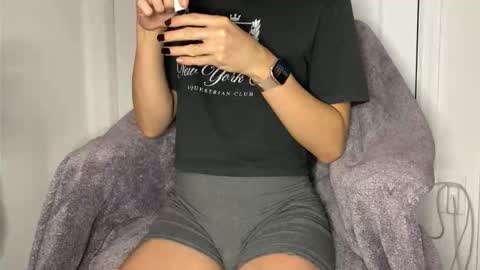 Kabroncita online show from December 4, 2025, 8:23 am