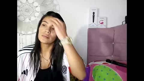 Lia online show from January 14, 2026, 9:52 pm