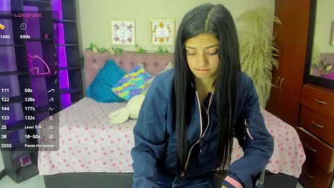 lia online show from January 7, 2025, 7:49 pm