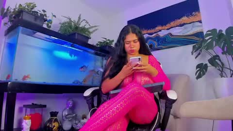lia_lovelly online show from May 12, 2026, 11:24 pm