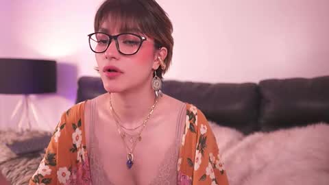 liaa online show from November 24, 2025, 7:13 pm