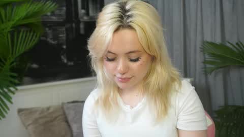 Cassie online show from March 12, 2026, 5:19 pm