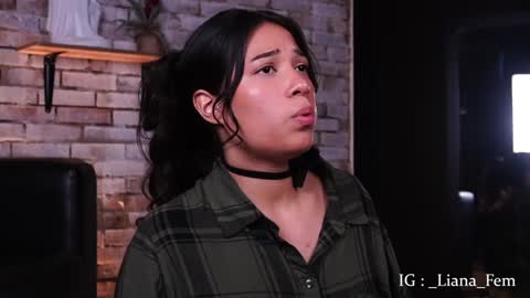 Snapshot of lia_owo chatting on January 16, 2025, 5:33 pm Liana online show from January 16, 2025, 5:33 pm