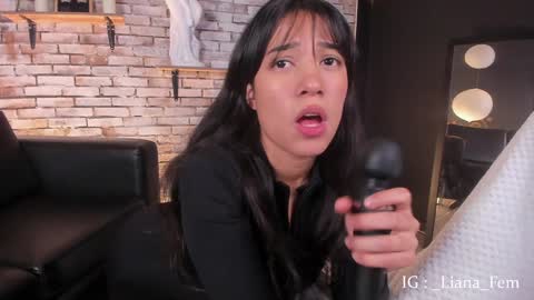 Snapshot of lia_owo chatting on January 26, 2025, 5:44 pm Liana online show from January 26, 2025, 5:44 pm