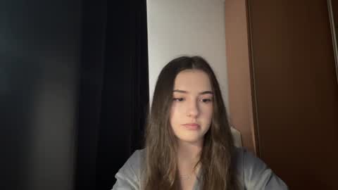 Lia online show from June 16, 2026, 7:22 am