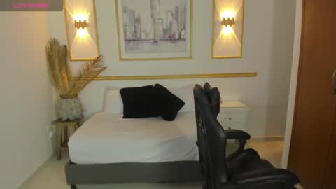 Snapshot of lia_sexx19 chatting on February 26, 2026, 2:32 am Lia online show from February 26, 2026, 2:32 am