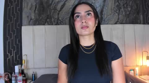 lia_sofiia online show from December 22, 2025, 9:28 am