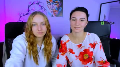 Lia online show from October 3, 2025, 12:24 pm