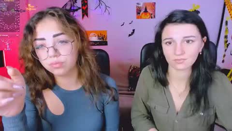 Lia online show from October 30, 2025, 6:59 am