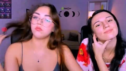 Lia online show from November 12, 2025, 3:12 pm