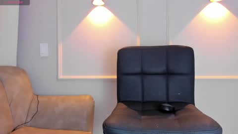 liz walton online show from December 19, 2024, 3:08 pm