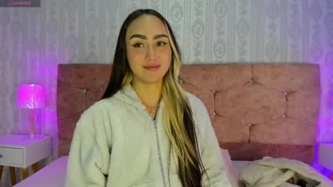 Liaa online show from September 9, 2025, 3:39 am