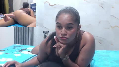 liaa_cams online show from May 2, 2026, 3:44 am