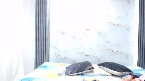 liaa_cams online show from May 30, 2026, 2:41 am