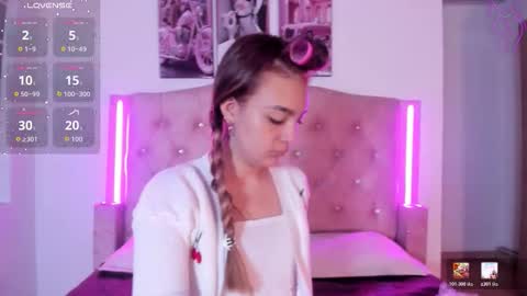 Lia  online show from January 13, 2026, 11:04 am