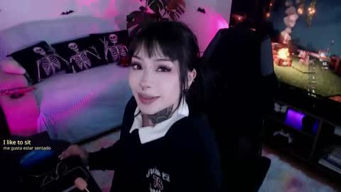 Snapshot of liaa_rodriguezz chatting on October 14, 2025, 10:32 pm Liaa online show from October 14, 2025, 10:32 pm