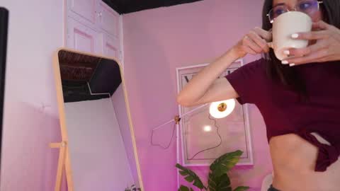 Lia  online show from April 13, 2026, 12:21 pm