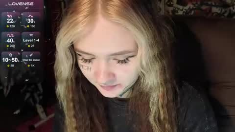 Snapshot of liaaa_li chatting on October 29, 2025, 7:48 pm liaaa_li online show from October 29, 2025, 7:48 pm