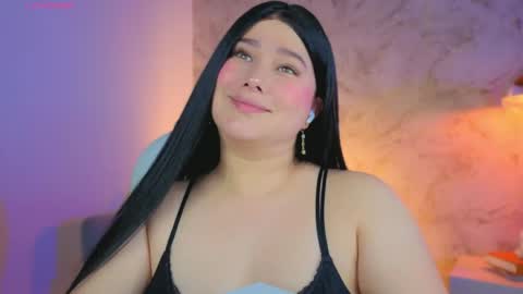 Lia Cox online show from May 12, 2026, 8:39 pm