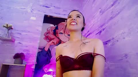 Liah online show from April 16, 2026, 7:58 pm