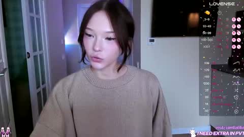 lialilia online show from October 26, 2025, 9:04 am