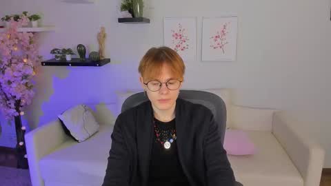 LIAM online show from March 25, 2026, 5:13 am