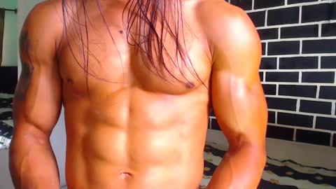 LIAM online show from October 23, 2025, 7:23 pm