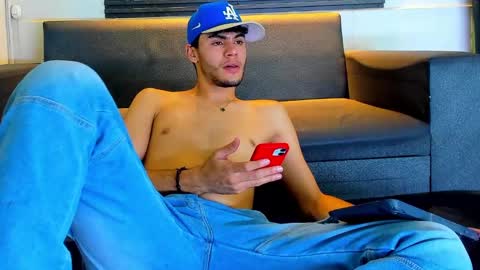Snapshot of liam_genner chatting on September 9, 2025, 1:05 am liam_genner online show from September 9, 2025, 1:05 am