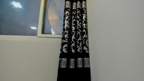 LIAM KLEIN online show from December 17, 2024, 11:17 am