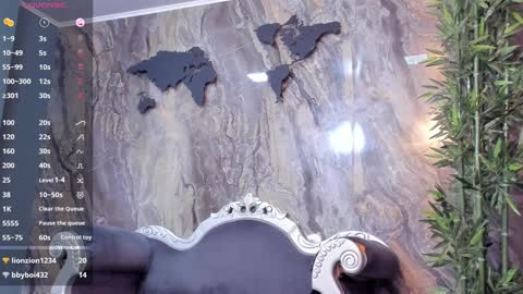 LIAM KLEIN online show from February 3, 2025, 2:24 pm