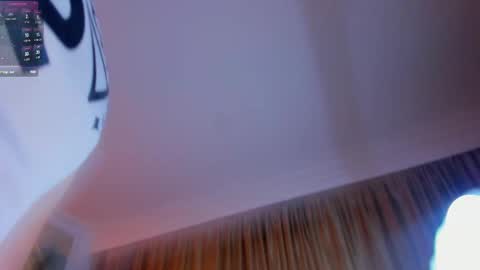 liam online show from February 9, 2025, 6:33 am