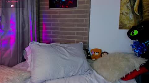 liam online show from January 9, 2026, 3:53 am