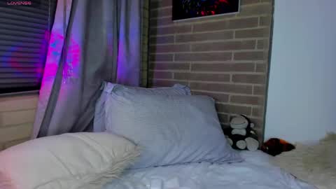 liam online show from April 22, 2026, 3:20 am