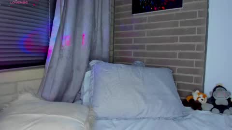 liam online show from April 24, 2026, 3:42 am