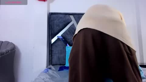 Call me Lian online show from February 1, 2026, 12:26 pm