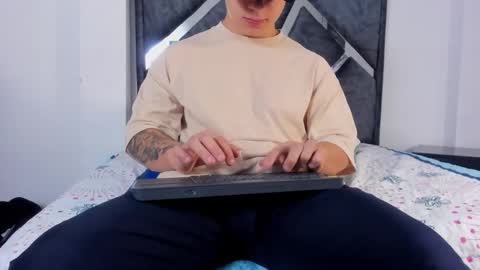 Call me Lian online show from February 16, 2026, 12:12 pm