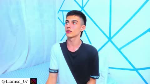 Liam scott77 online show from December 22, 2025, 11:35 pm