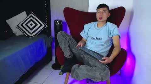 Liam  online show from February 12, 2026, 12:22 pm