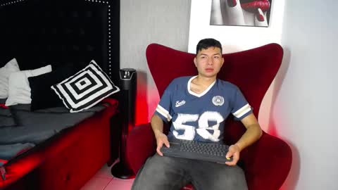 Liam  online show from March 1, 2026, 12:40 pm