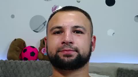 Snapshot of liam_studd chatting on July 6, 2026, 7:27 pm Liam online show from July 6, 2026, 7:27 pm