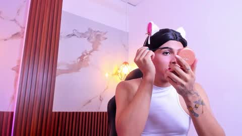 liamcardona online show from October 14, 2025, 3:40 am