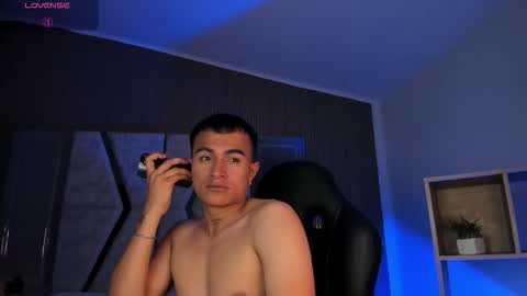 LiamDeep online show from February 20, 2026, 11:05 pm