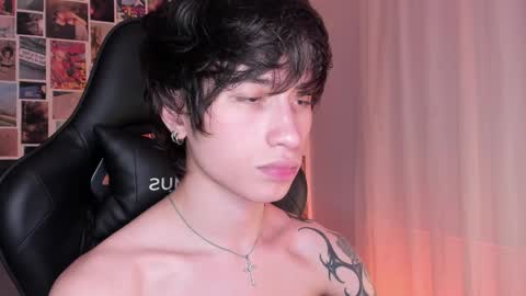 Snapshot of liamelf chatting on December 27, 2024, 10:12 am Liam online show from December 27, 2024, 10:12 am