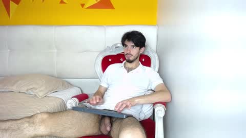 LiamLuxe online show from December 23, 2024, 6:27 pm