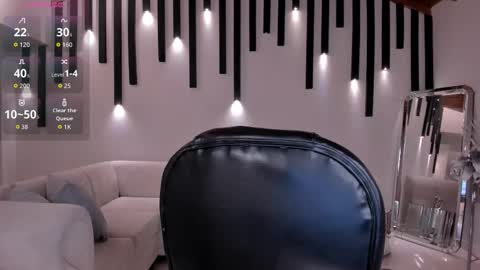 Liam online show from October 15, 2025, 4:45 am