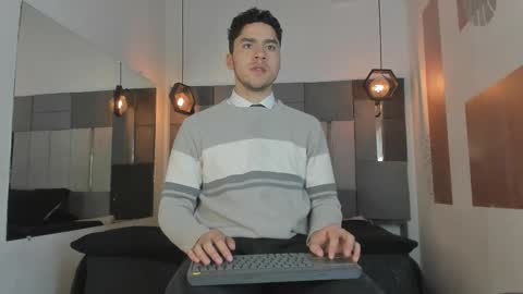 Liam online show from February 9, 2026, 11:03 am