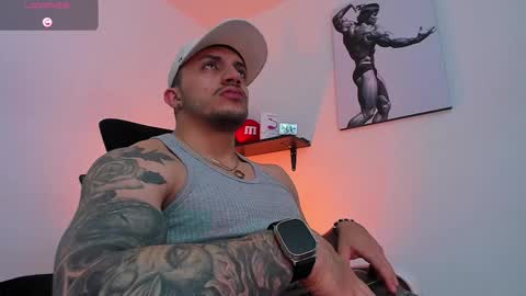 Snapshot of liamreigns_ chatting on September 20, 2025, 11:33 am liam online show from September 20, 2025, 11:33 am