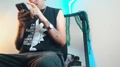 Liam online show from December 23, 2025, 4:21 am