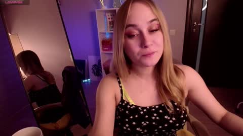 Liana online show from December 29, 2024, 5:42 am